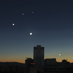 Merkur, Venus, Jupiter und die Zwillinge, 31. Mai 2026, 21.51 Uhr MESZ