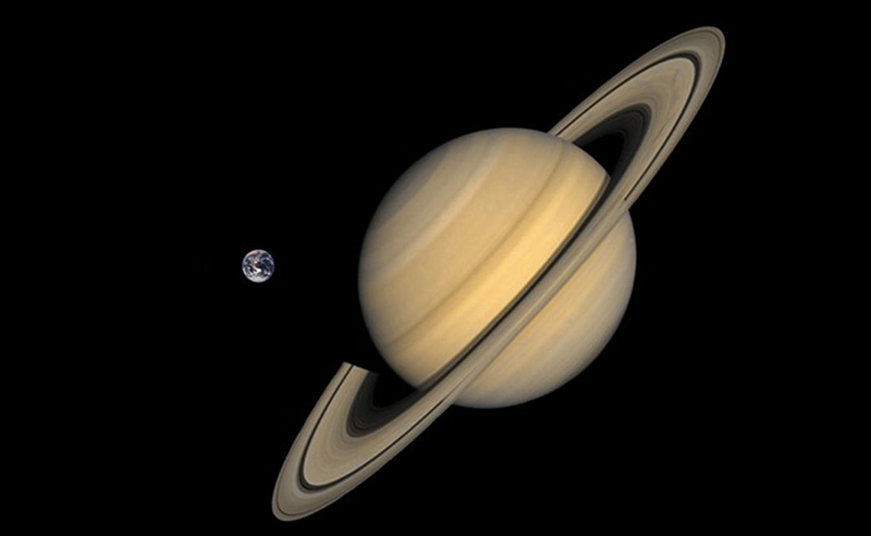 Größenvergleich Erde - Saturn. Credit NASA/JPL.