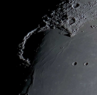 Heute hat der Mond einen Henkel!